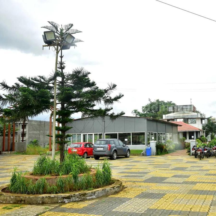Hotel Complimentary Water Park Igatpuri Exteriér fotografie